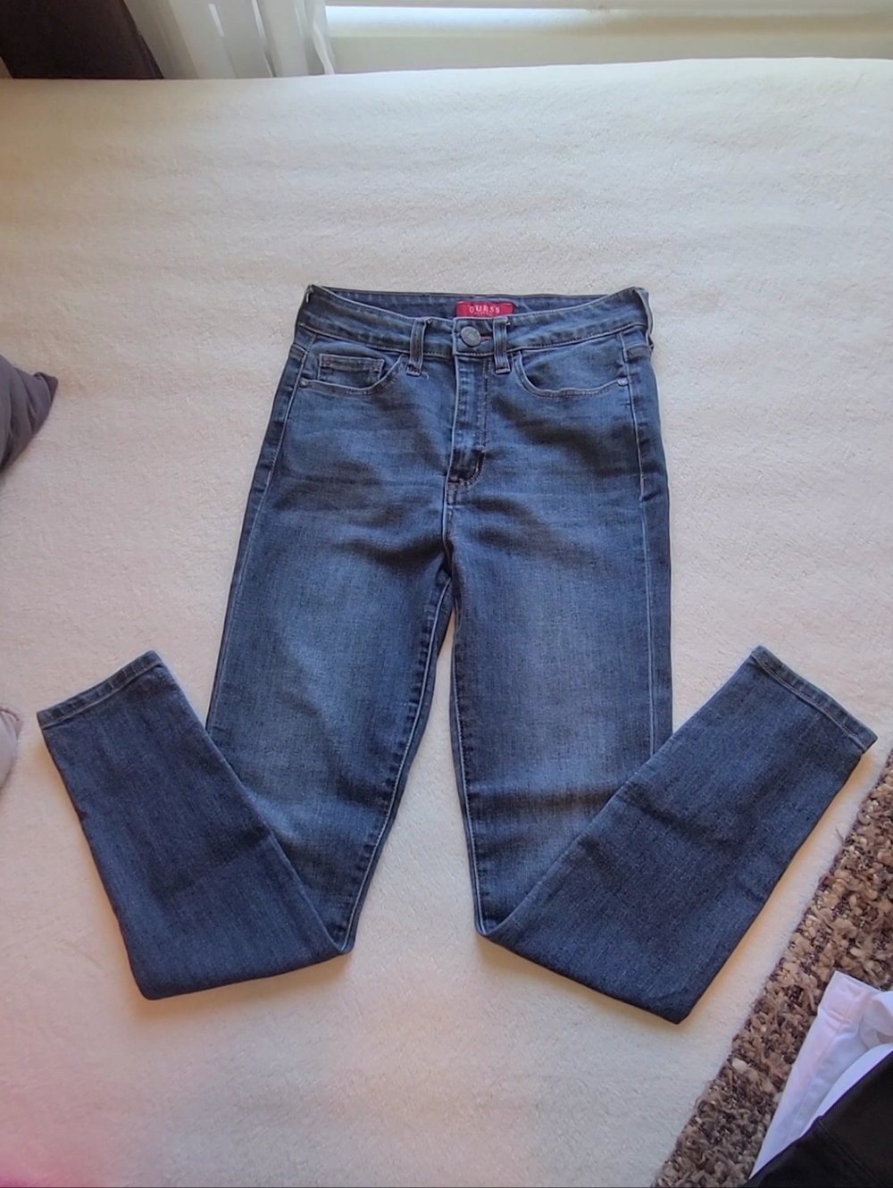 Women's Dark Blue Skinny Jeans by GUESS Size 26 - Like New